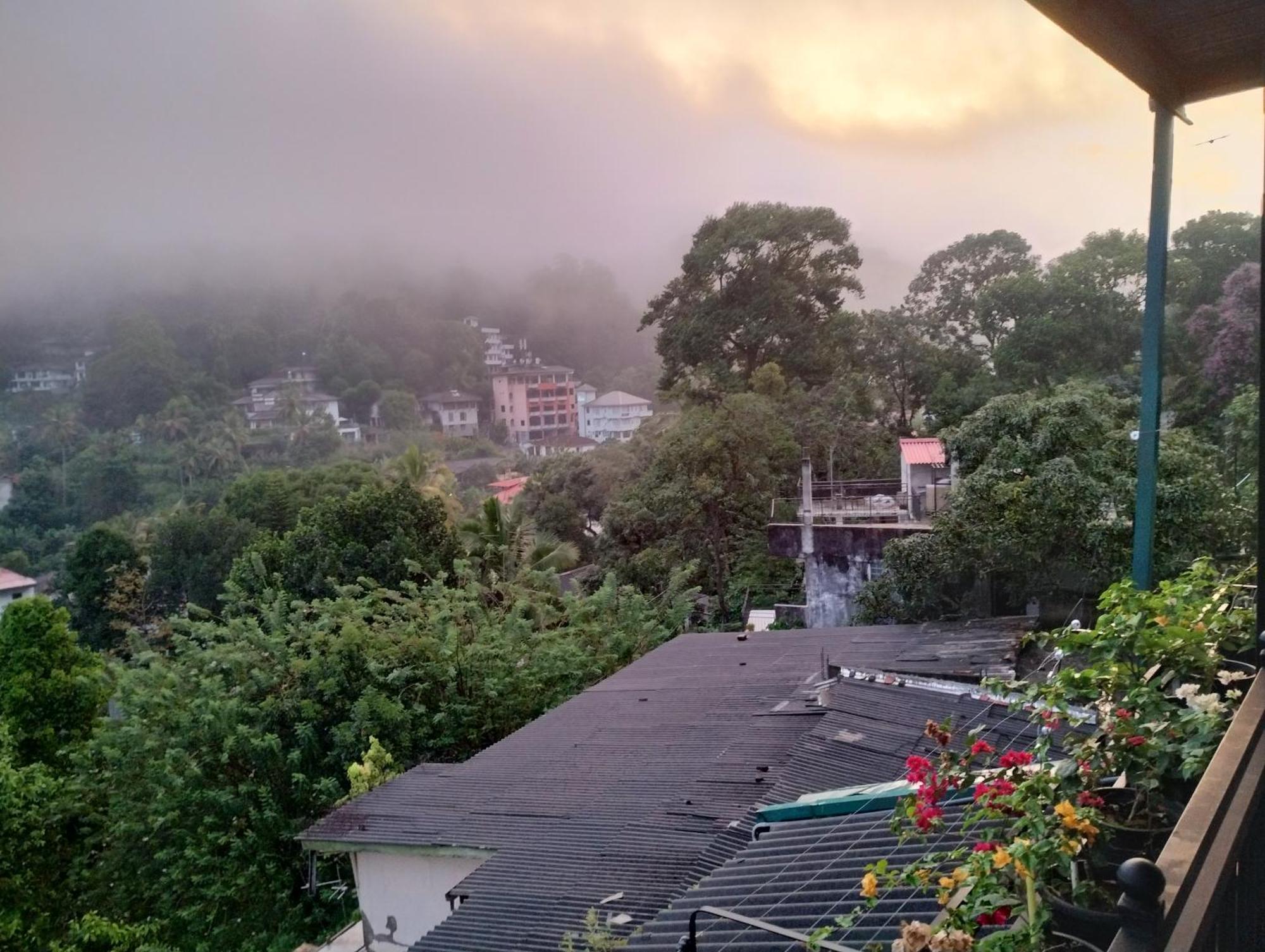 Luxury Apartment The Walkers Nest Kandy Ngoại thất bức ảnh
