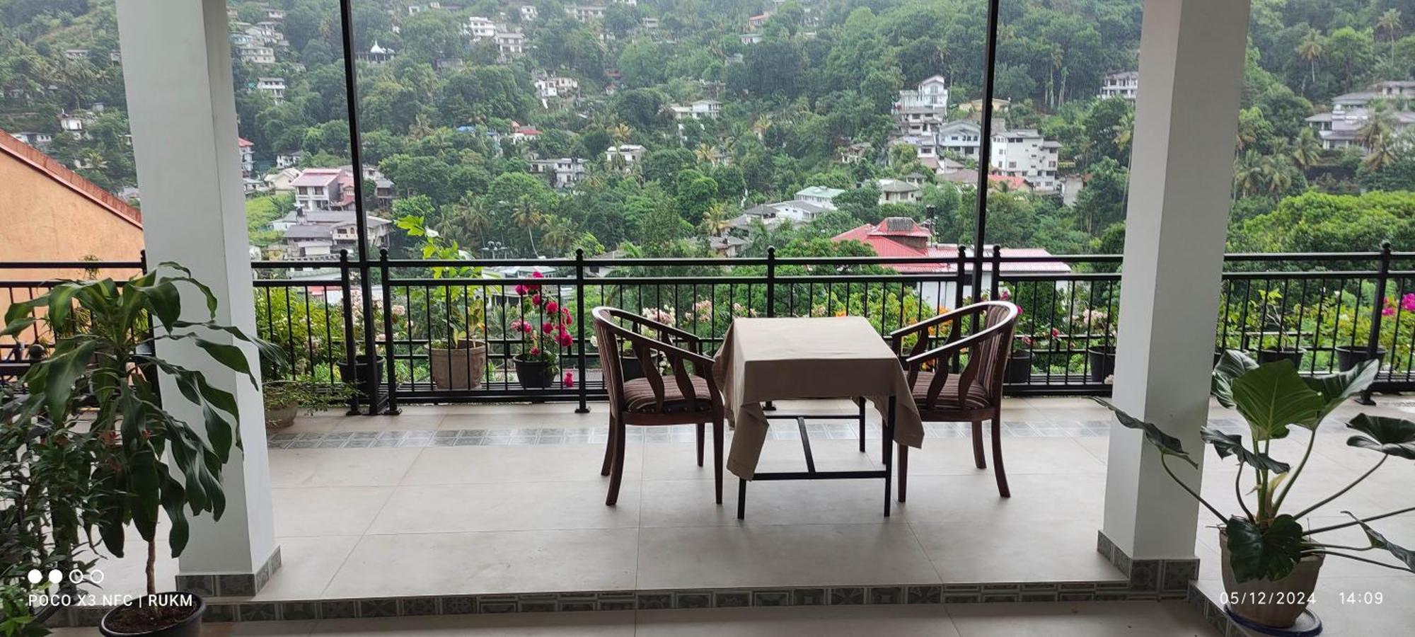 Luxury Apartment The Walkers Nest Kandy Ngoại thất bức ảnh